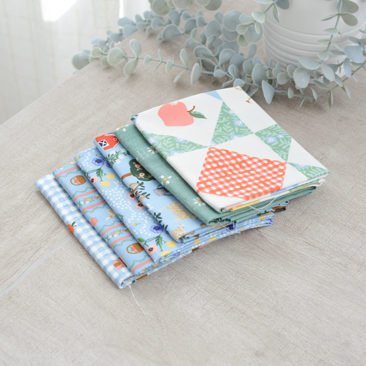 Limited Edition Fat Quarter Bundles