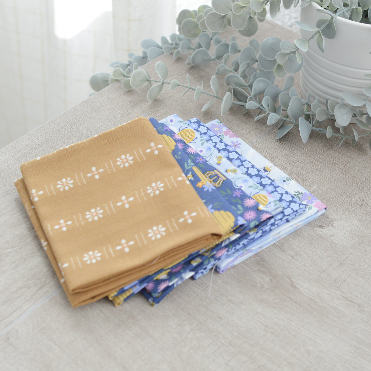 Limited Edition Fat Quarter Bundles