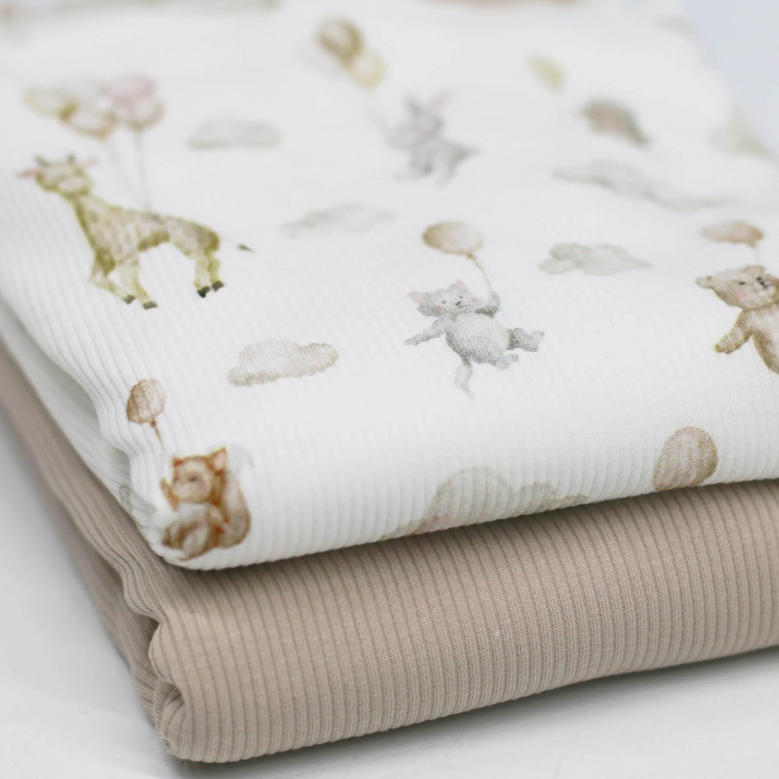 Animals In The Air | Ribbed Knit