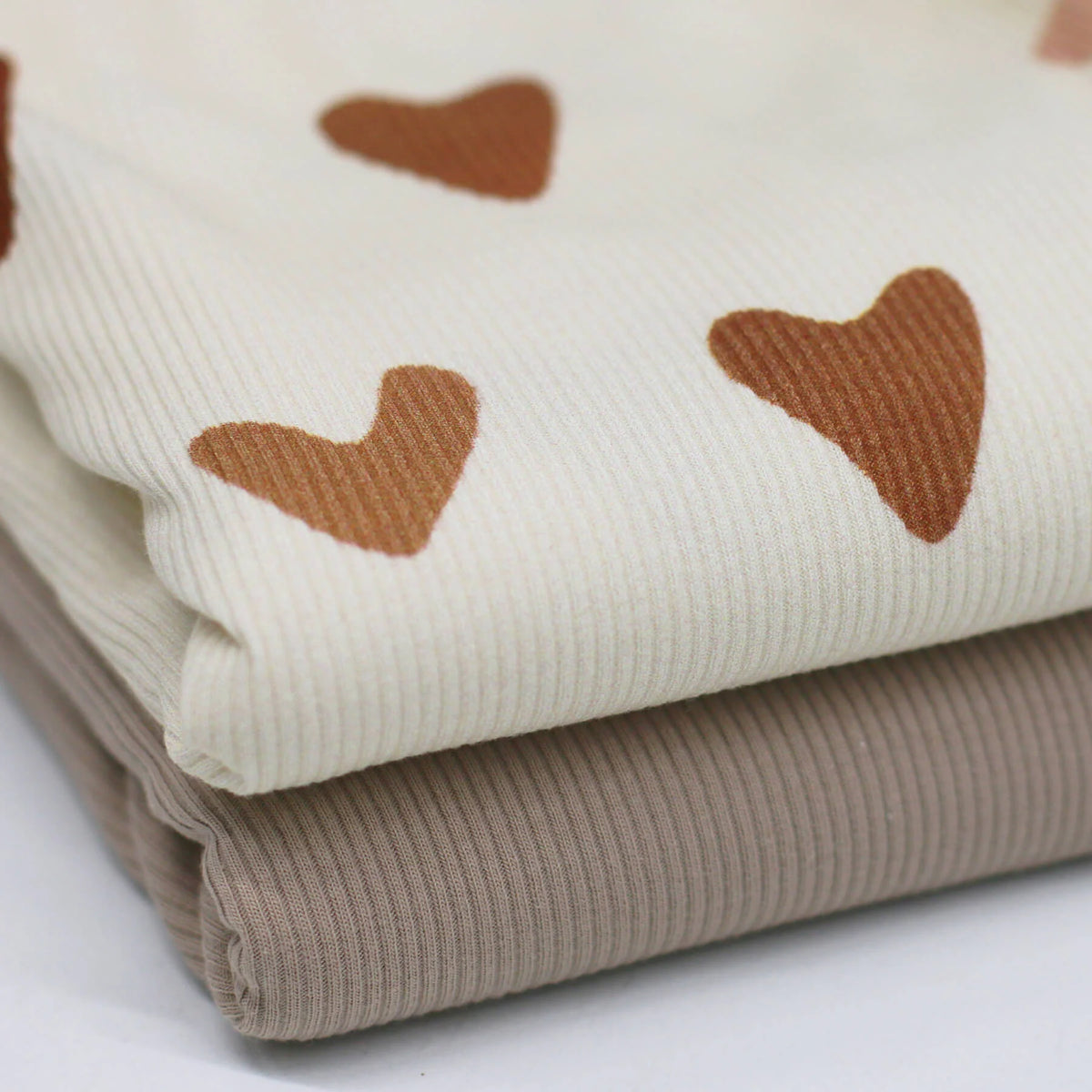 Big Hearts Beige | Ribbed Knit
