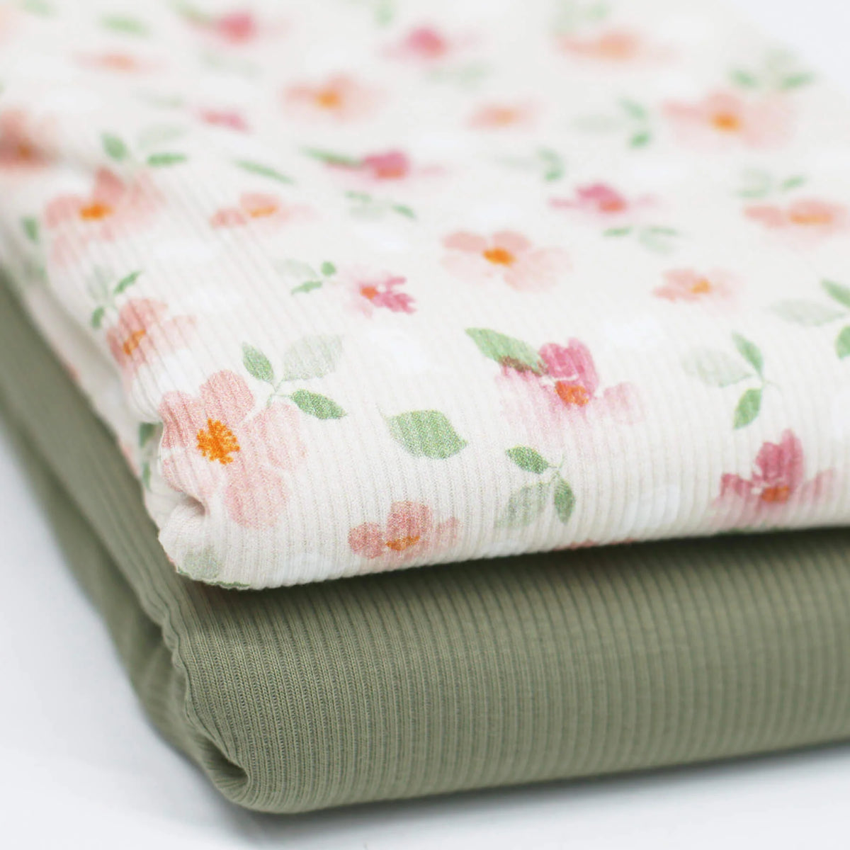 Watercolor Flower | Ribbed Knit