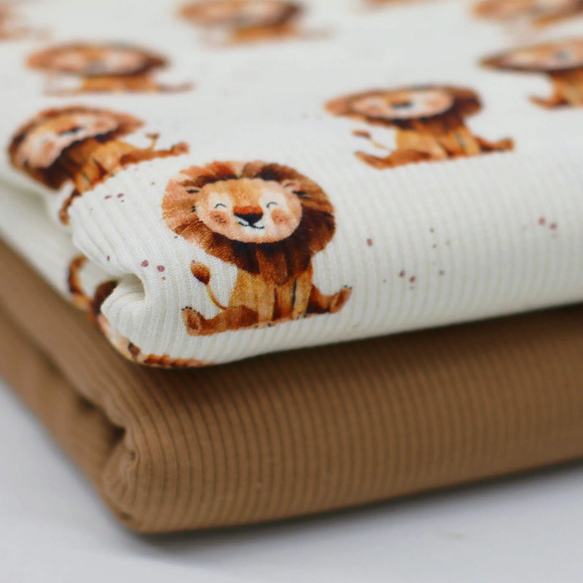 Lions | Ribbed Knit
