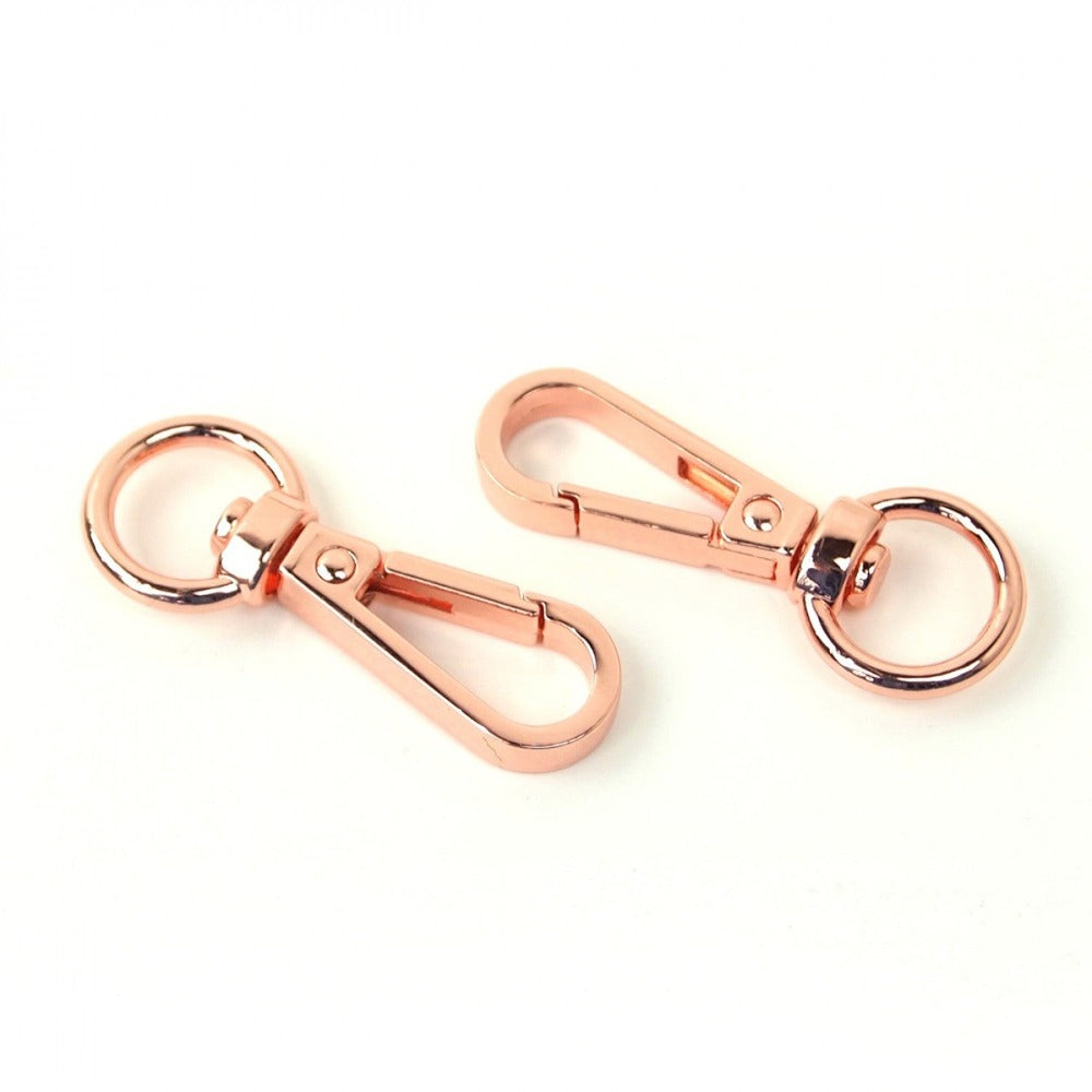 Two Swivel Hooks 1/2"