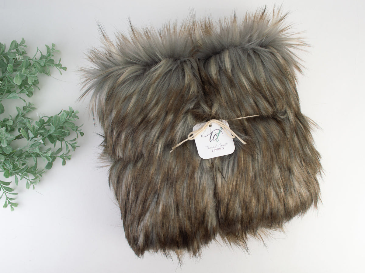 Apollo Wolf Fur Gray