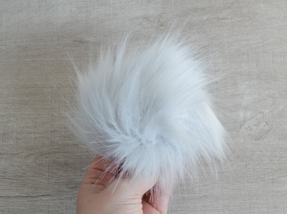 Solid Arctic Fox Fur - Platinum