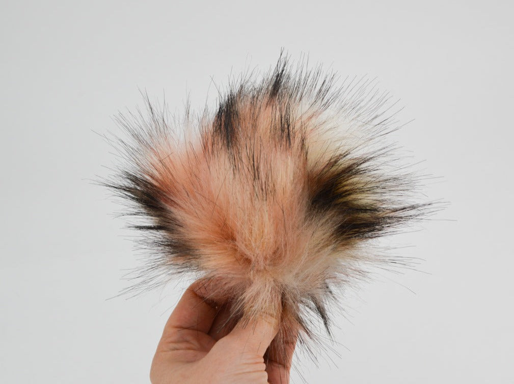Apollo Wolf Fur Pink