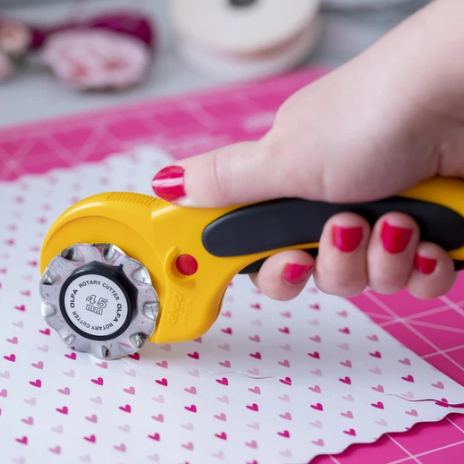 OLFA Wave Blade for Ergonomic Rotary Cutters